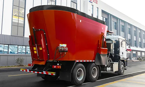 Truck-Mounted TMR Mixer 